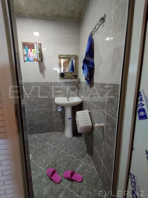 Satılır, həyət evi/villa