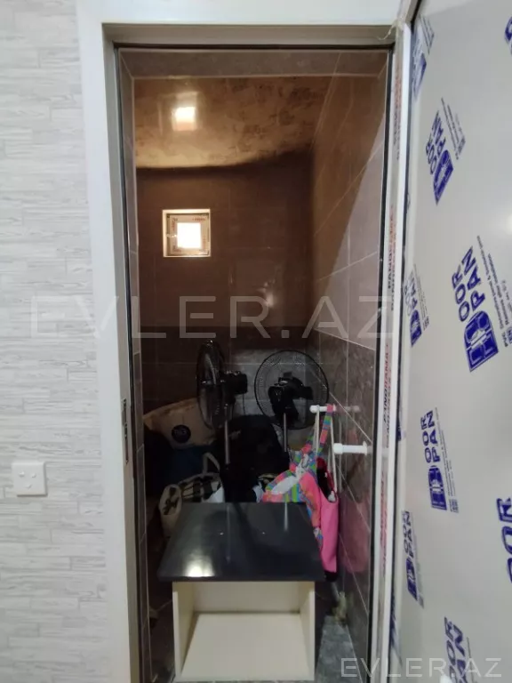 Satılır, həyət evi/villa