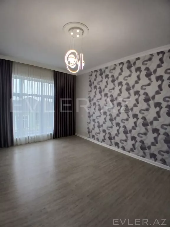 Satılır, həyət evi/villa