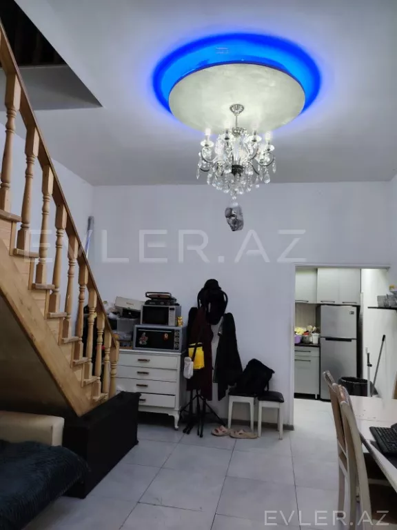 Satılır, həyət evi/villa