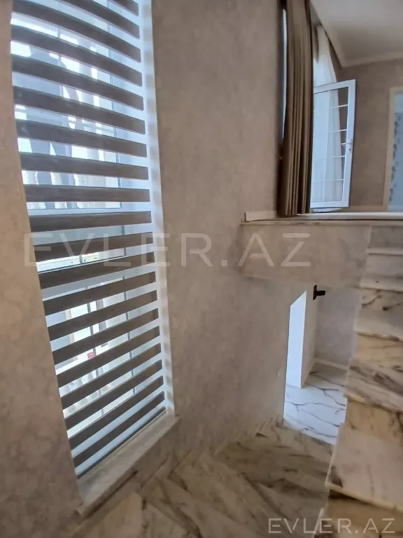 Satılır, həyət evi/villa