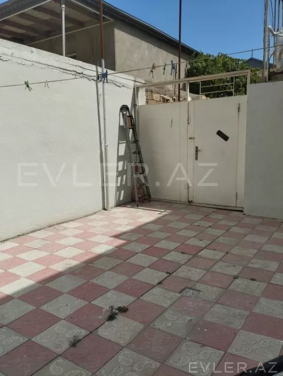 Satılır, həyət evi/villa