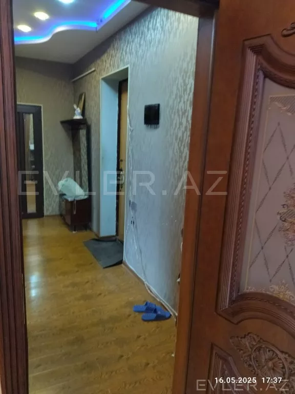 Satılır, köhnə tikili