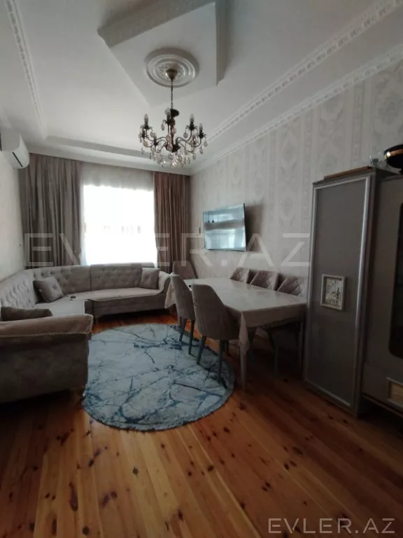 Satılır, həyət evi/villa