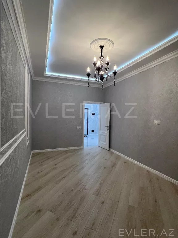 Satılır, yeni tikili