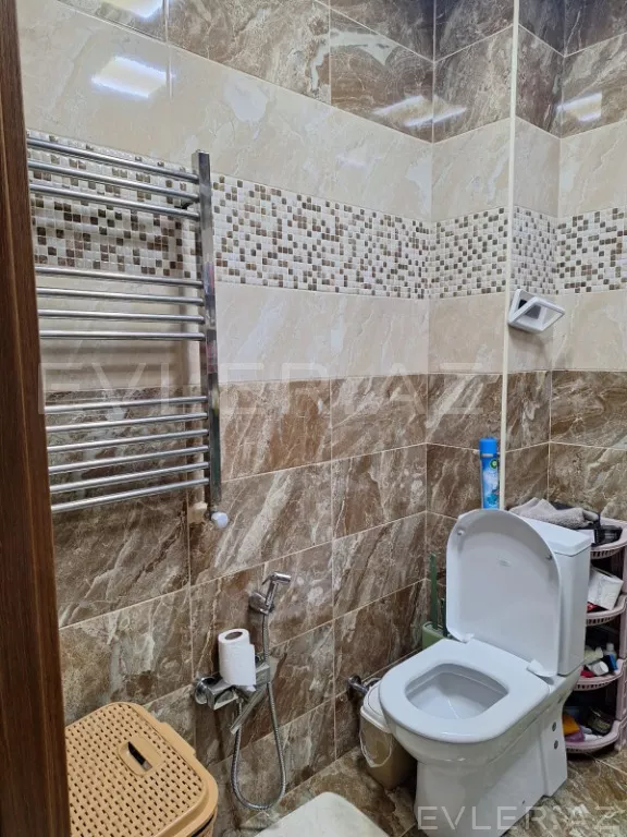 Satılır, yeni tikili