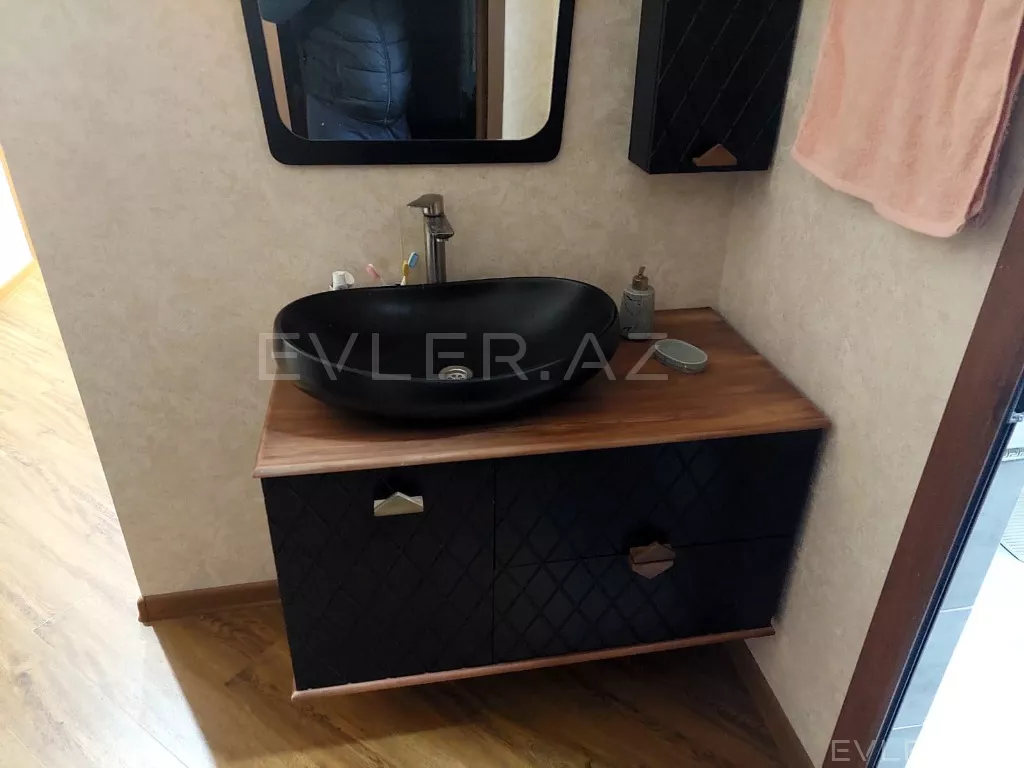 Aylıq, həyət evi/villa