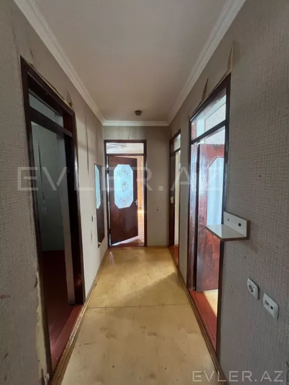 Satılır, həyət evi/villa