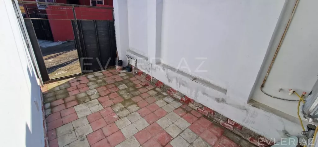 Satılır, həyət evi/villa