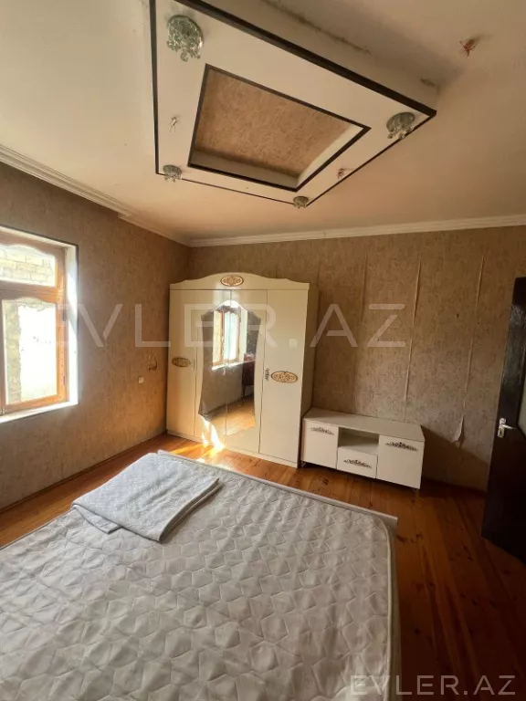 Satılır, həyət evi/villa
