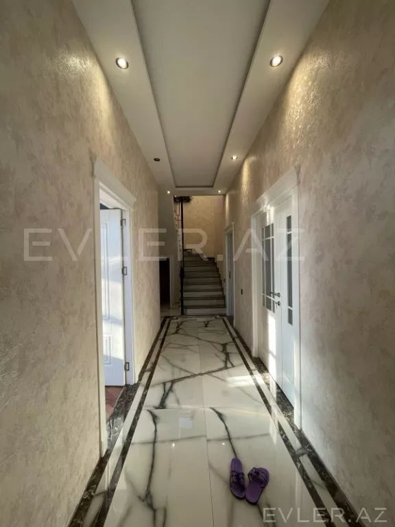 Satılır, həyət evi/villa