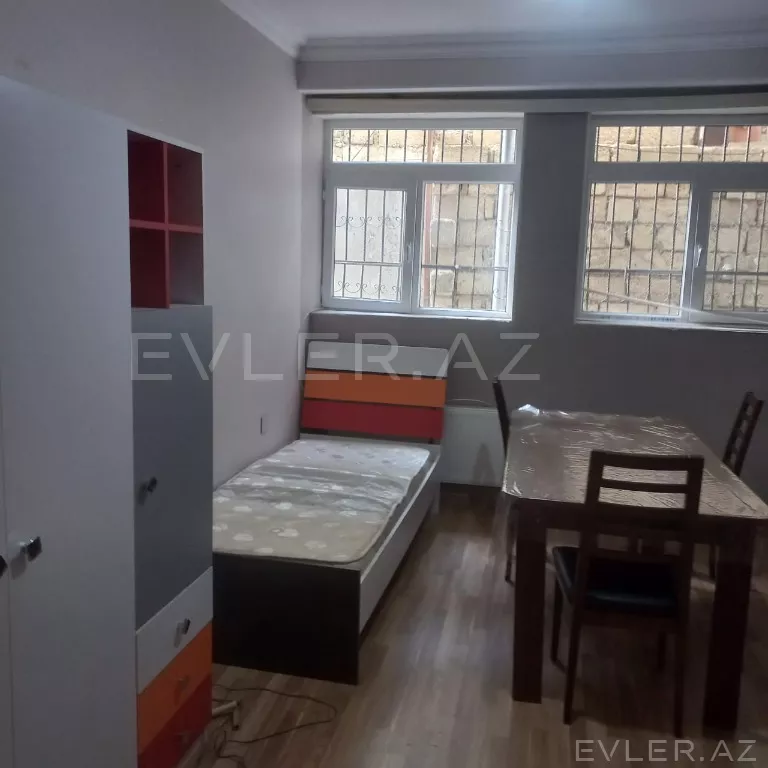 Satılır, yeni tikili