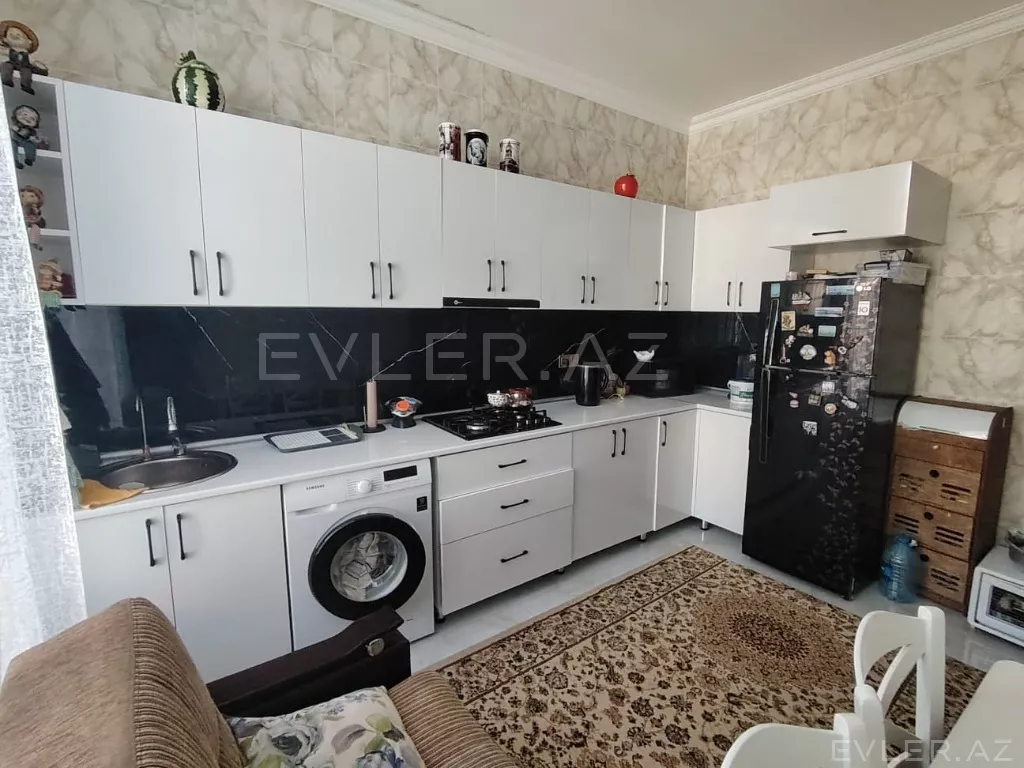 Satılır, həyət evi/villa