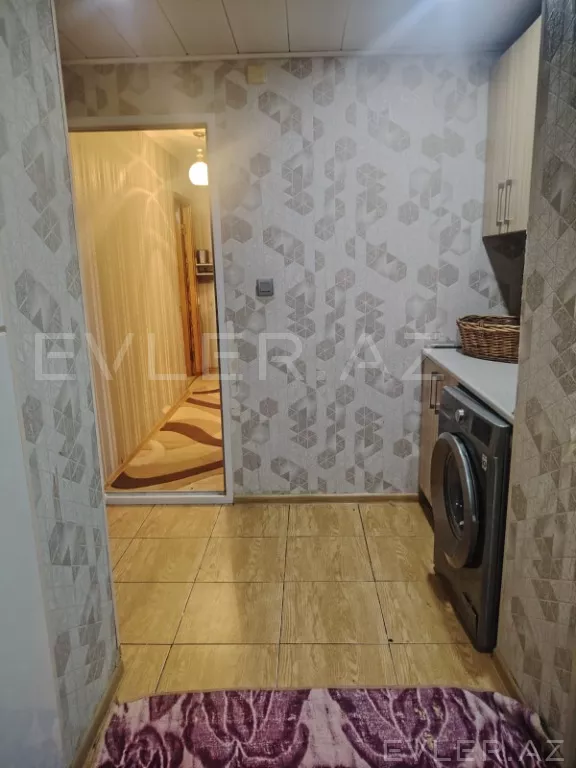 Satılır, köhnə tikili