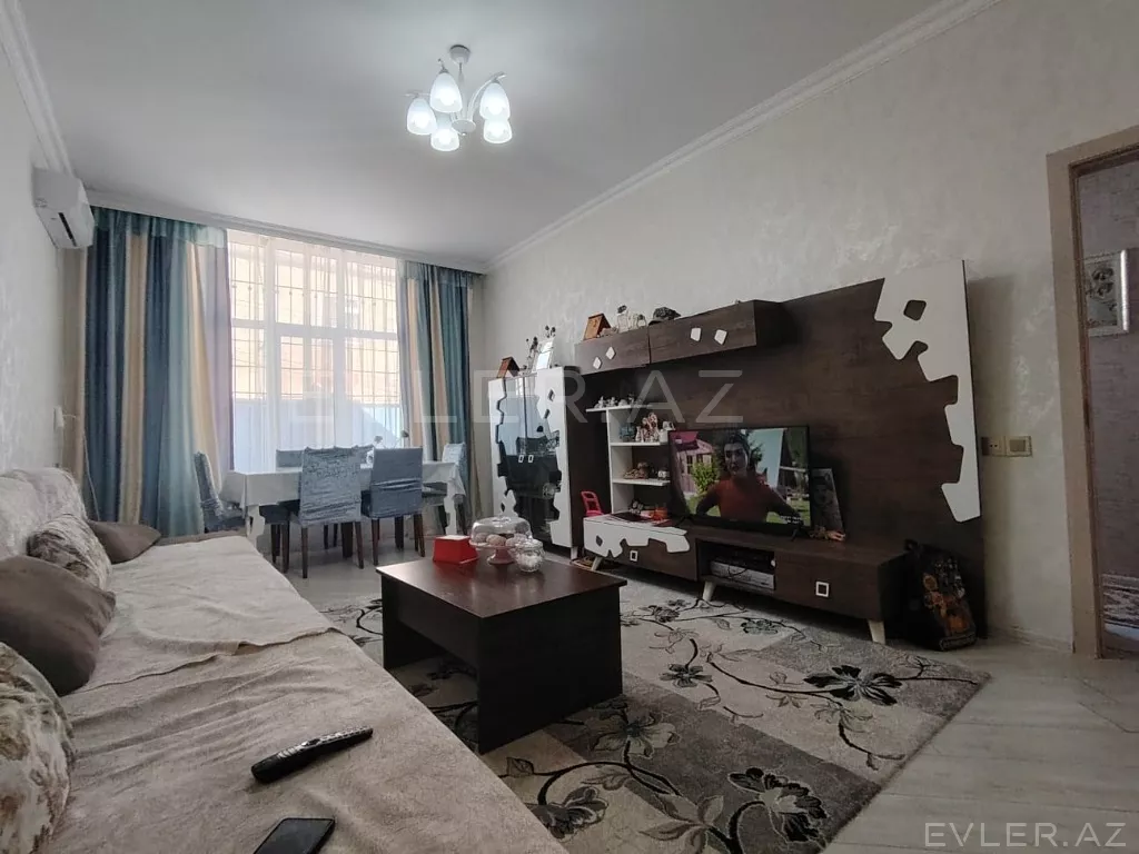 Satılır, həyət evi/villa