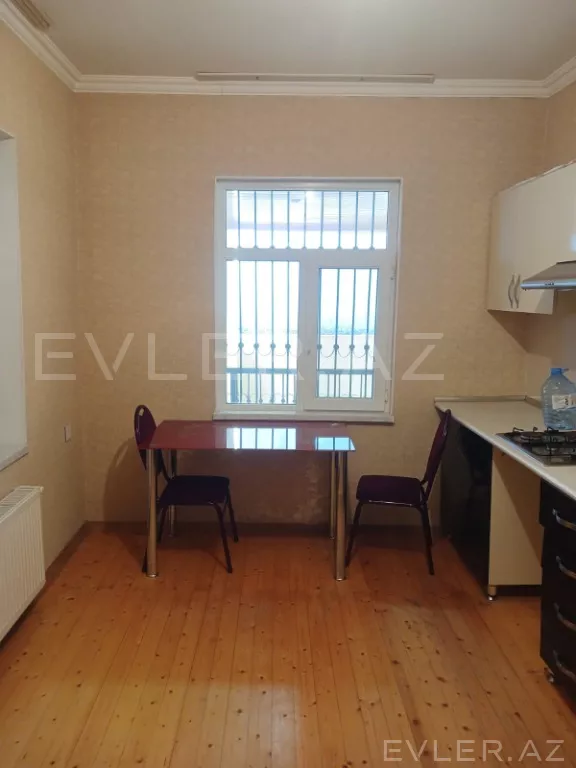 Satılır, həyət evi/villa