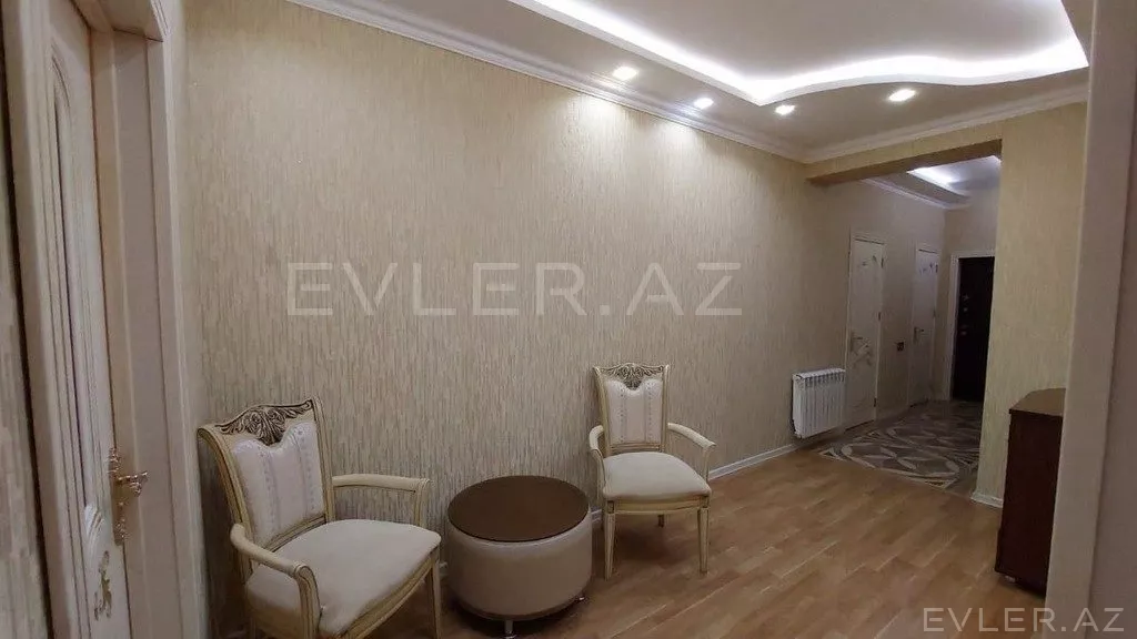 Satılır, yeni tikili