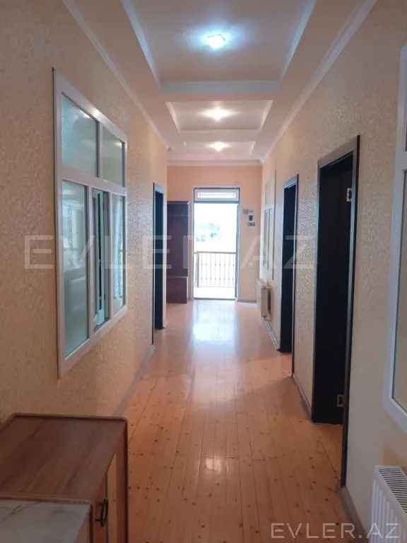 Satılır, həyət evi/villa