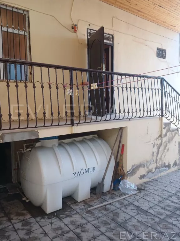 Satılır, həyət evi/villa