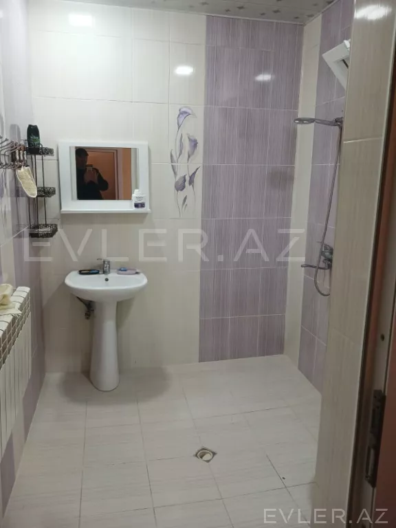Satılır, həyət evi/villa