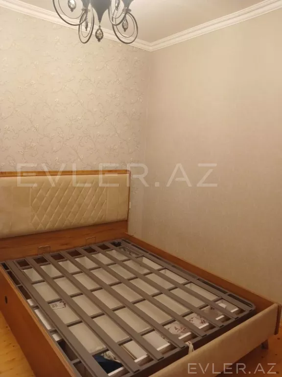 Satılır, həyət evi/villa