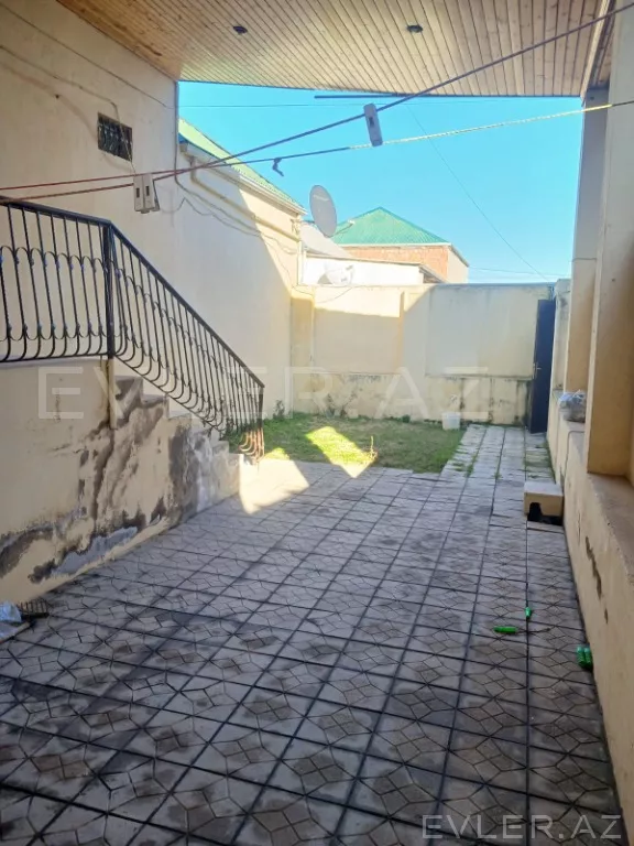 Satılır, həyət evi/villa