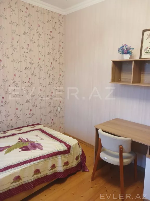Satılır, həyət evi/villa