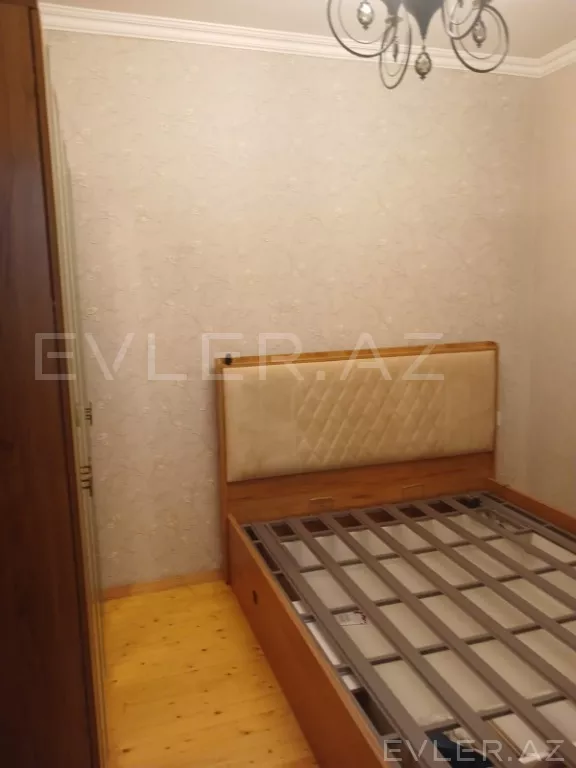 Satılır, həyət evi/villa