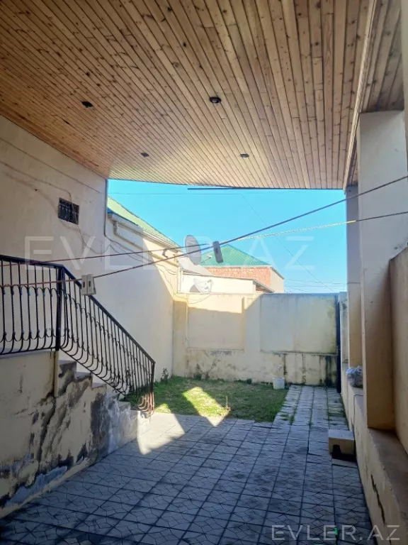 Satılır, həyət evi/villa