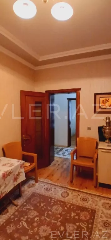 Satılır, həyət evi/villa