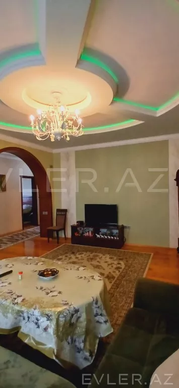 Satılır, həyət evi/villa