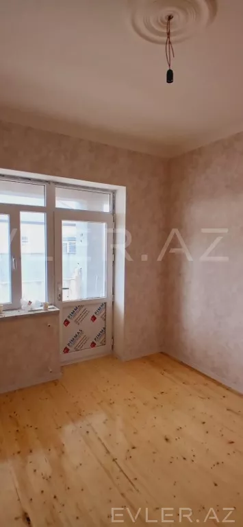Satılır, həyət evi/villa
