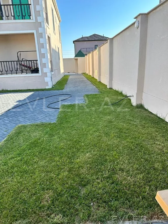 Satılır, həyət evi/villa