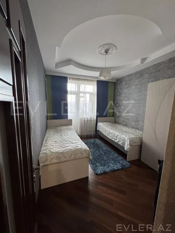 Satılır, yeni tikili