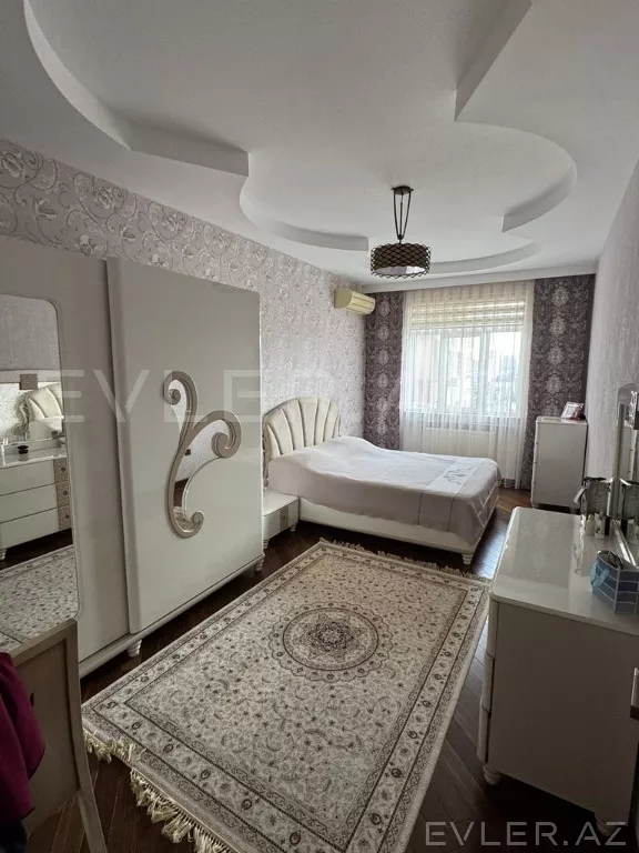 Satılır, yeni tikili