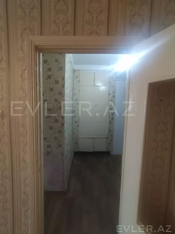 Satılır, köhnə tikili