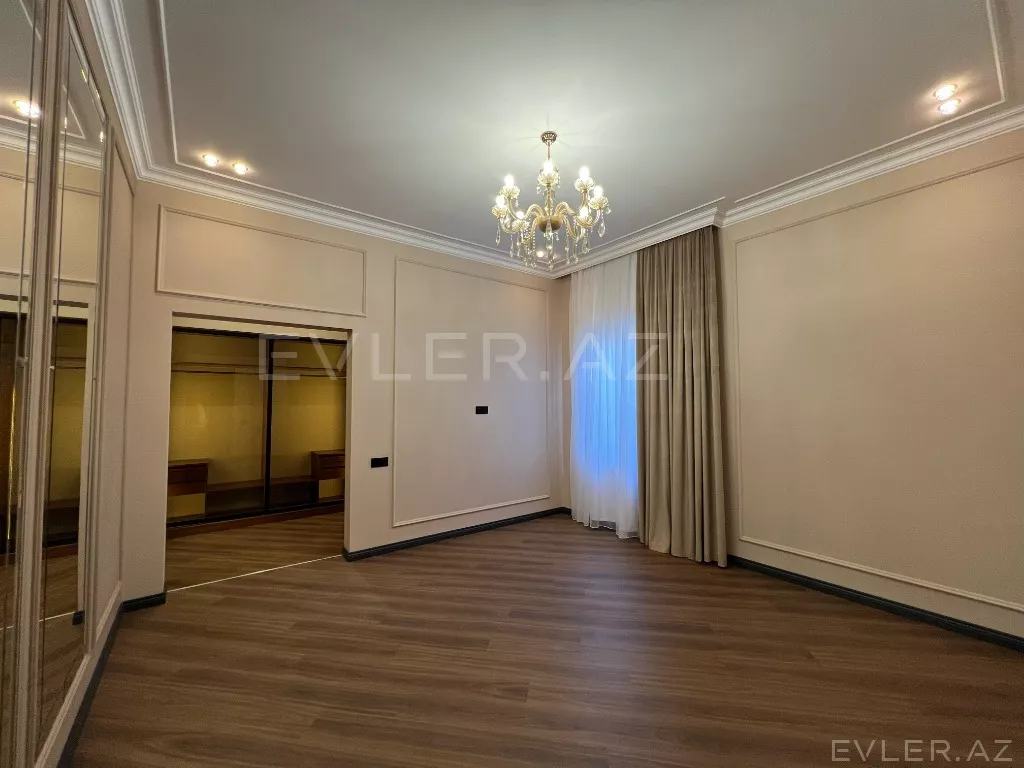 Satılır, həyət evi/villa