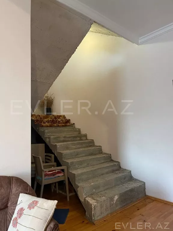 Satılır, həyət evi/villa
