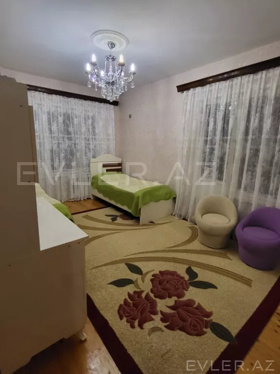 Satılır, köhnə tikili