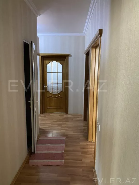 Satılır, köhnə tikili