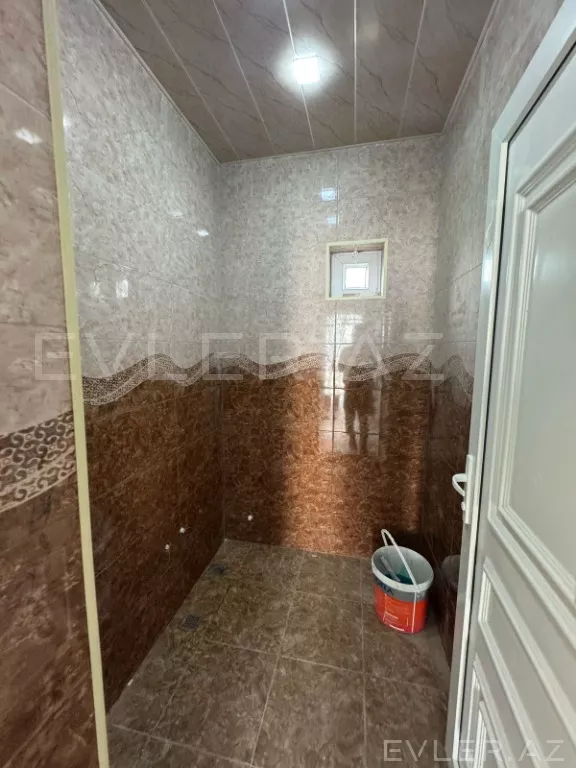 Satılır, həyət evi/villa