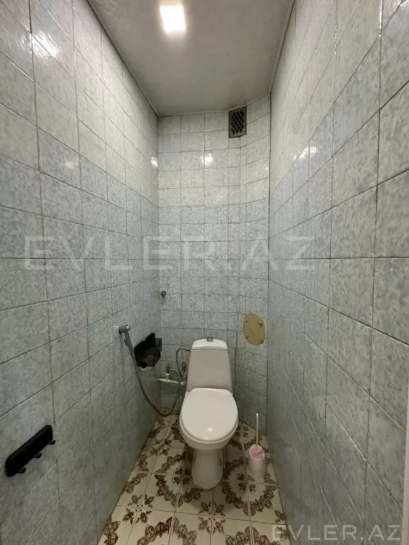 Satılır, köhnə tikili
