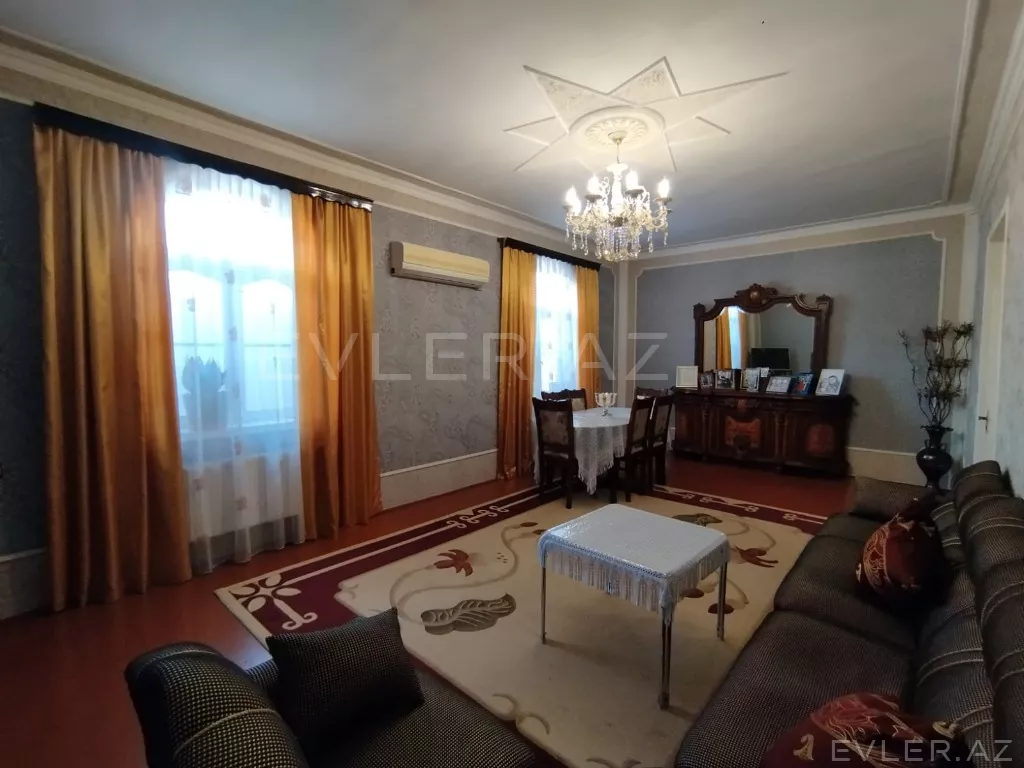 Satılır, həyət evi/villa