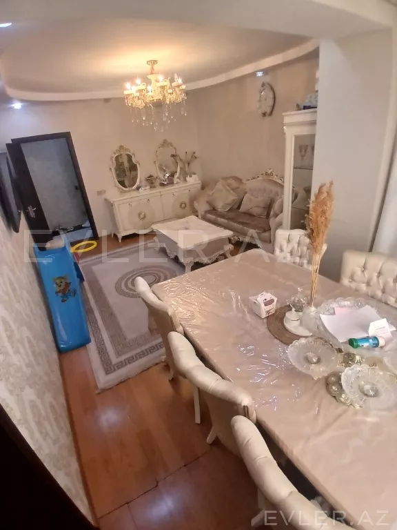 Satılır, yeni tikili