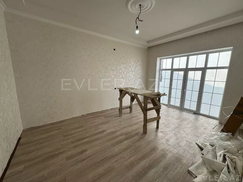 Satılır, həyət evi/villa
