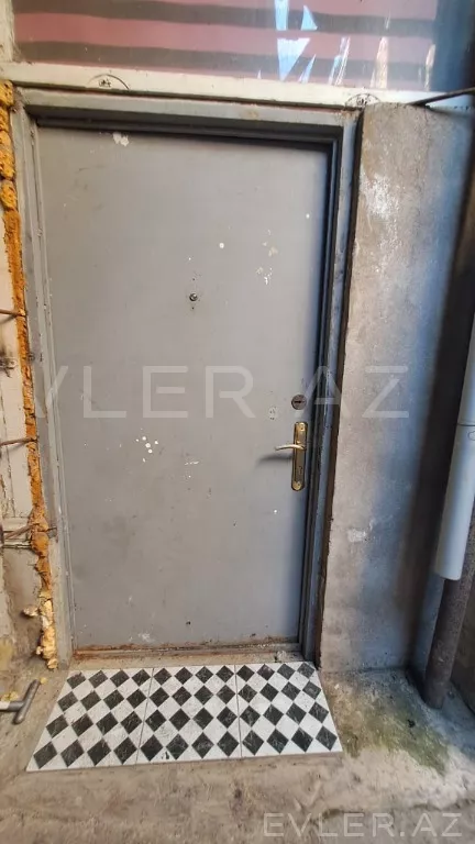 Aylıq, köhnə tikili