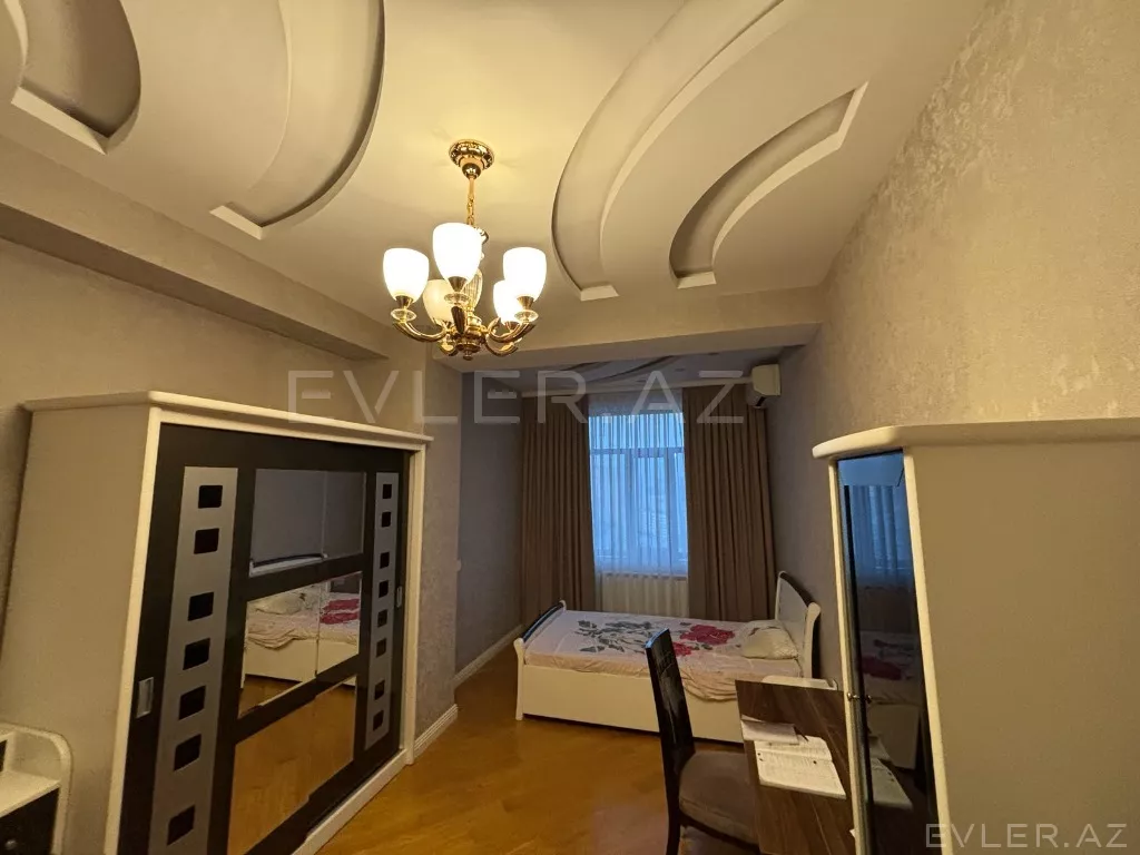 Satılır, yeni tikili