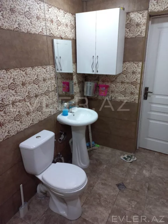 Satılır, köhnə tikili