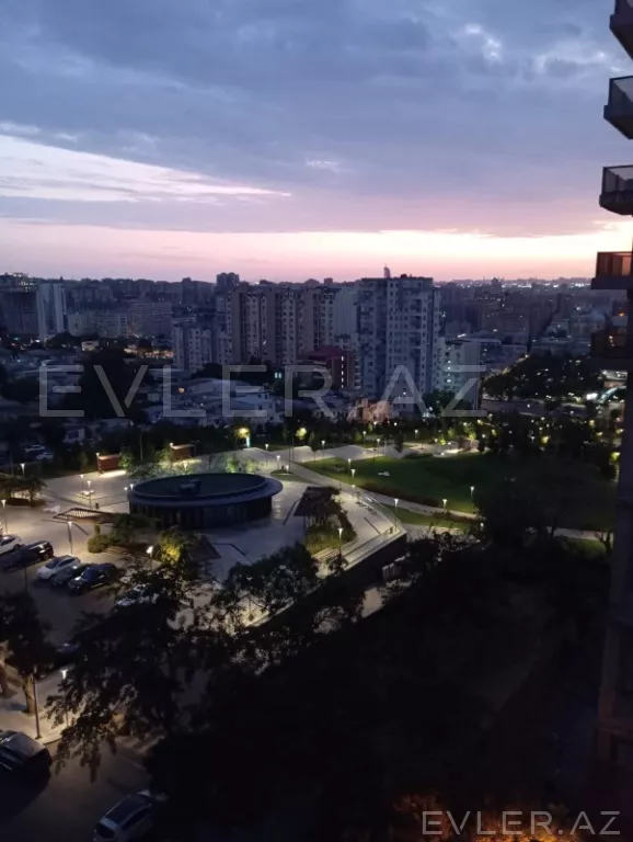 Satılır, köhnə tikili