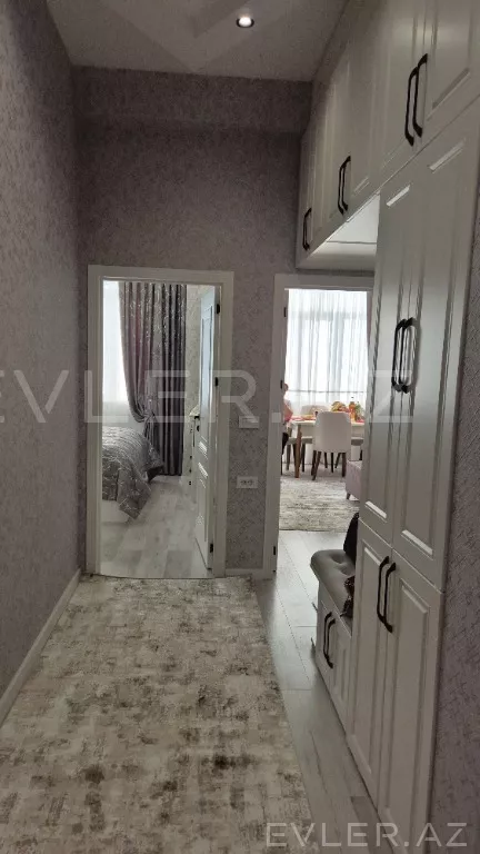 Satılır, yeni tikili